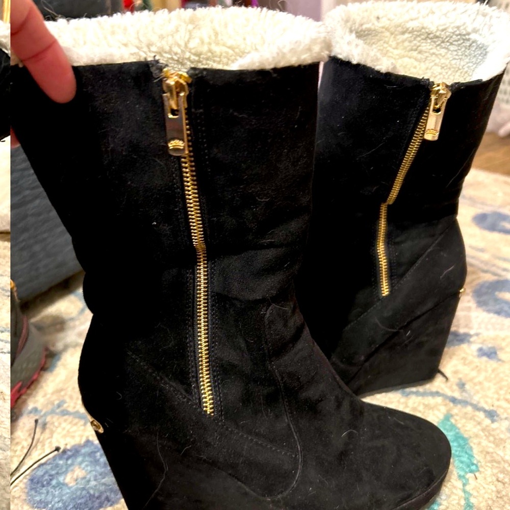 Juicy Cotute Kasia Black Wedge Heel Boots with white faux fur lining